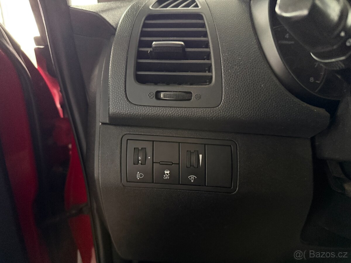 Hyundai ix20 1,6 92kW,SERVISNÍ KNÍŽKA - 11