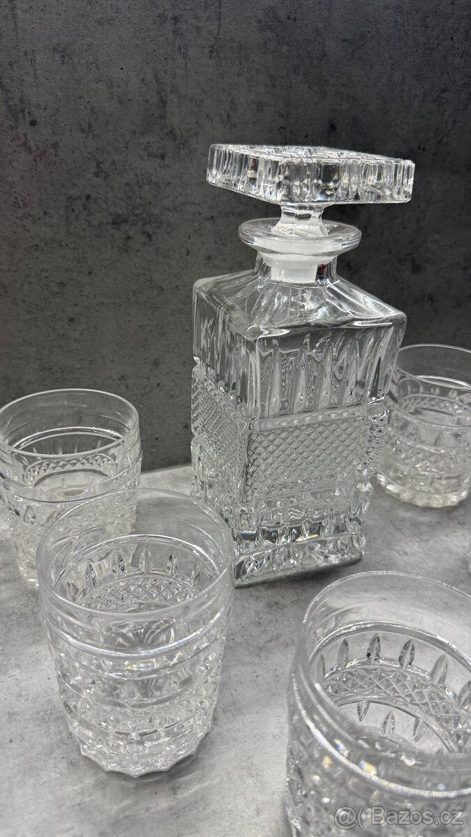 Whisky set - Karafa + 6 sklenic - 11