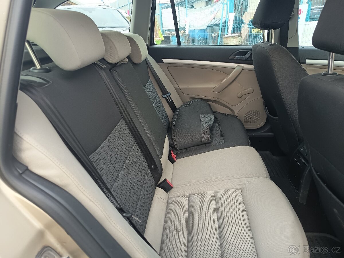 ŠKODA Octavia Combi 1,9TDI Ambition 77 kw - 11