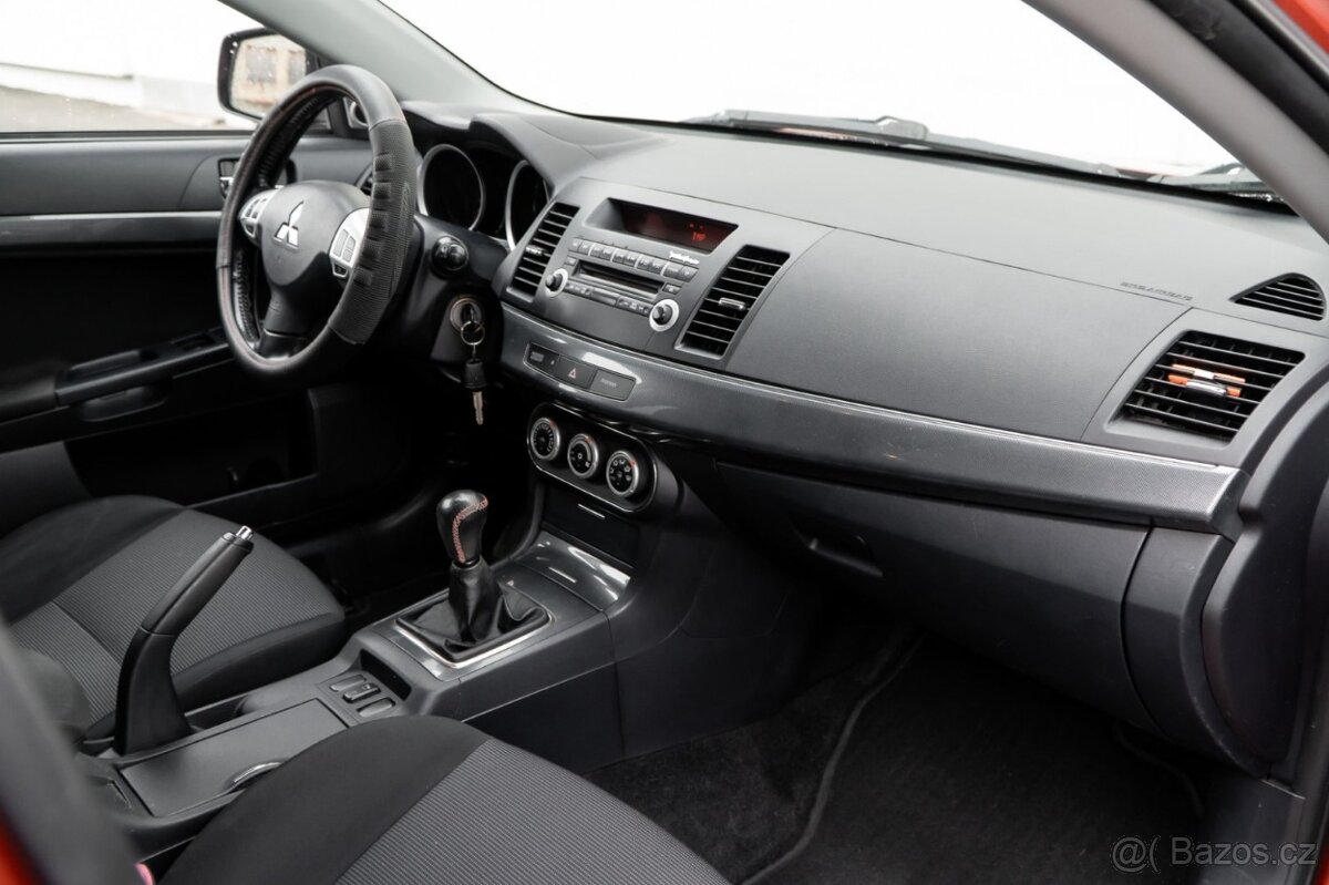 Mitsubishi Lancer 1.8 INTENSE - 11