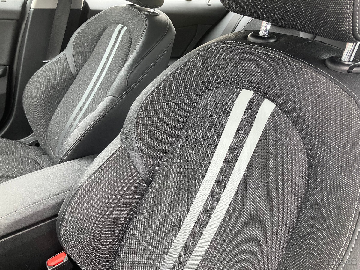 BMW 118I AUTOMAT Apple Car Play Kessy Kamera - 11