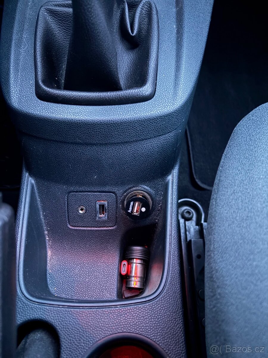 Ford Fiesta - 11