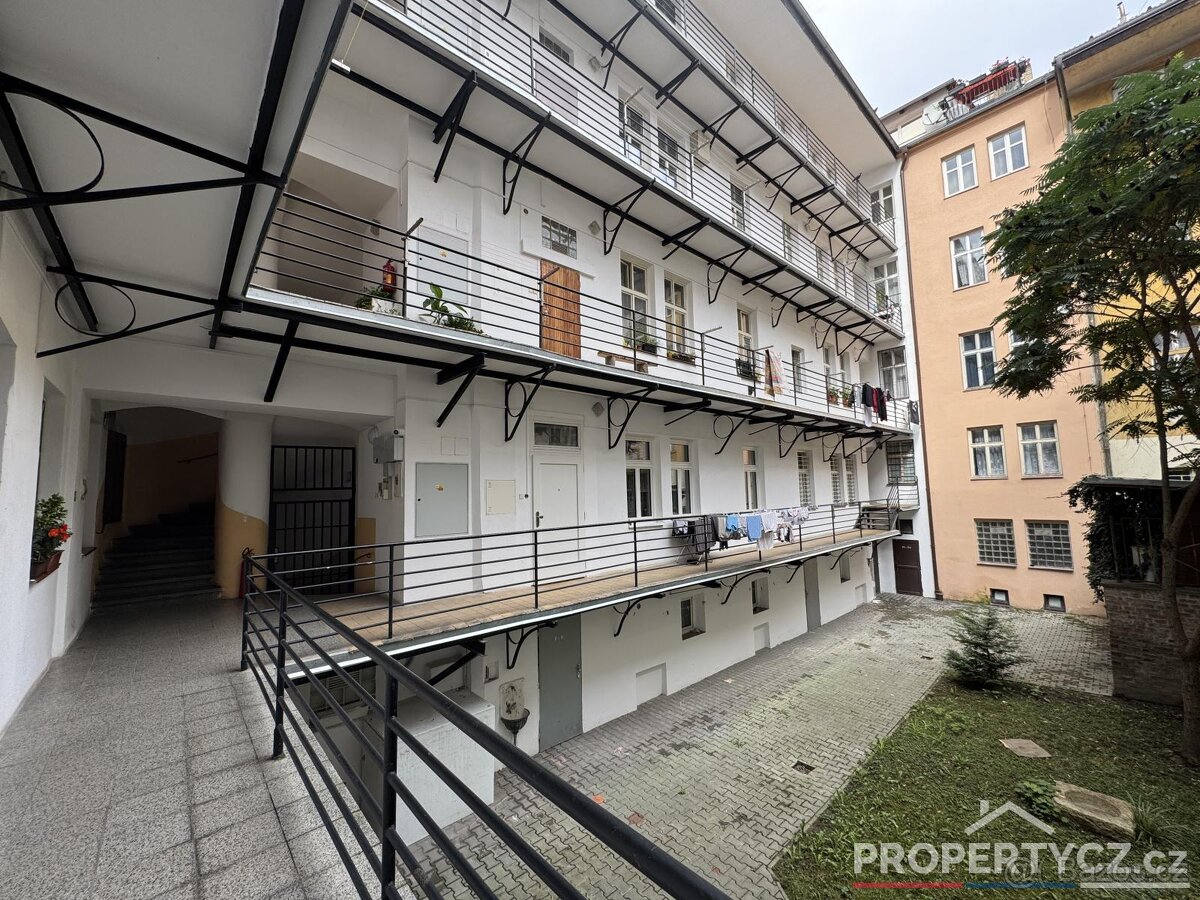 Multifunkční prostory Arbesovo náměstí - 11