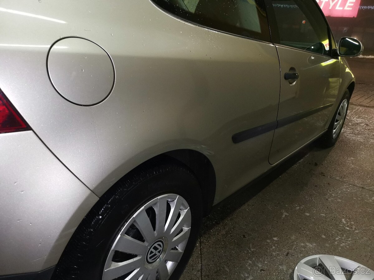 Prodám VW GOLF 5 1,4 55Kw 2005 ,Euro 4 - 11