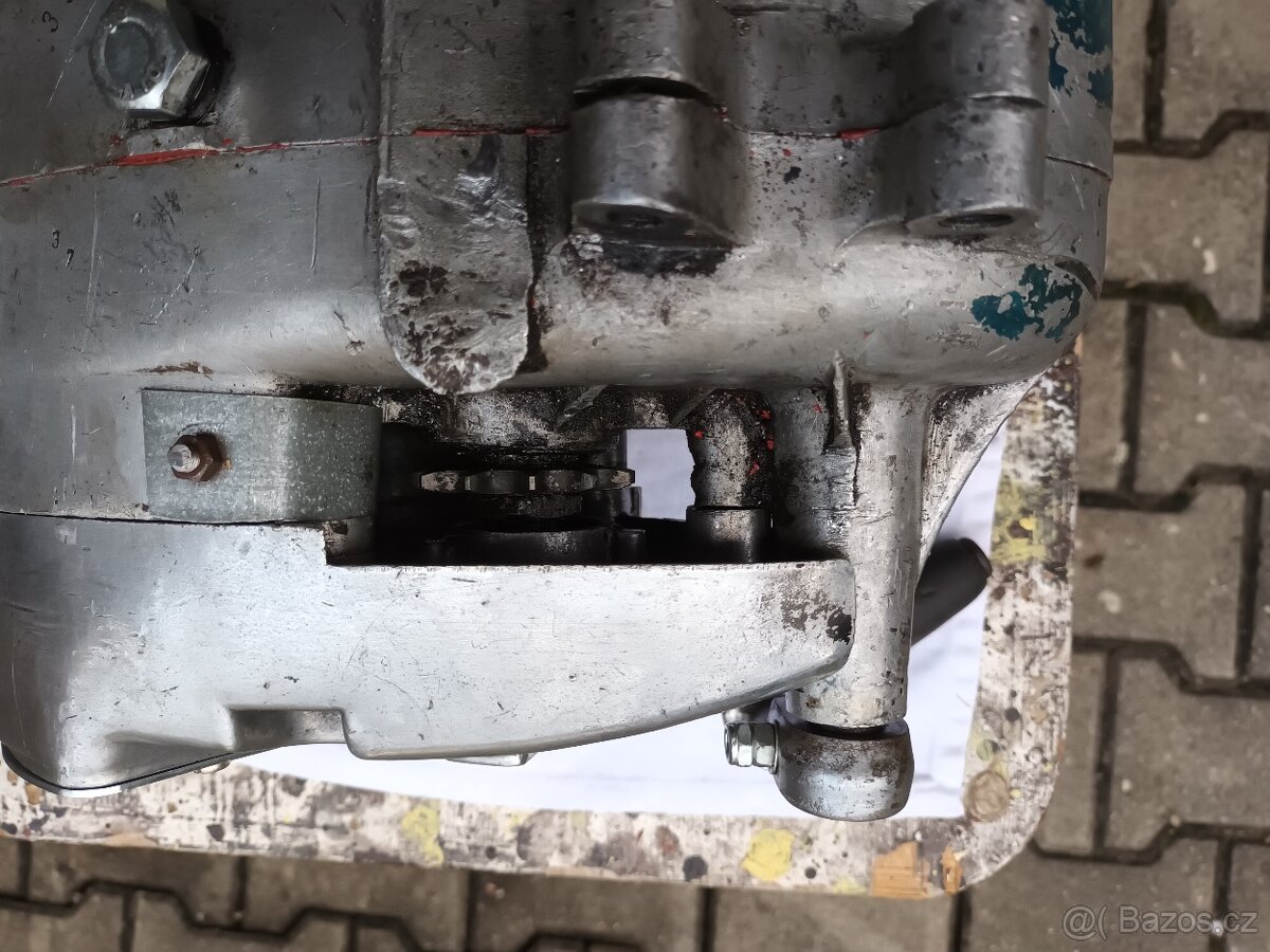 Jawa Pionýr motor - 11