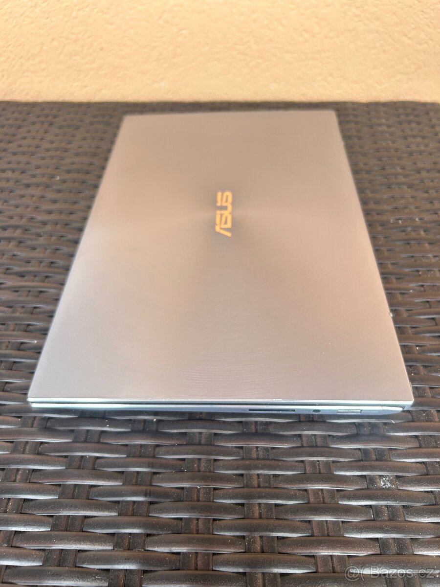 Notebook ZetBook - 11