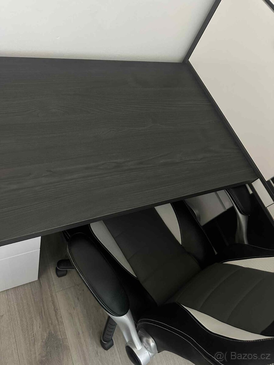 Psací stůl - 11