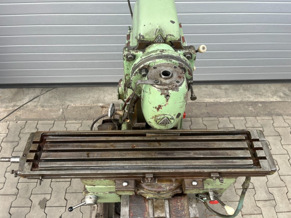 201. Frézka FA 2U - 11