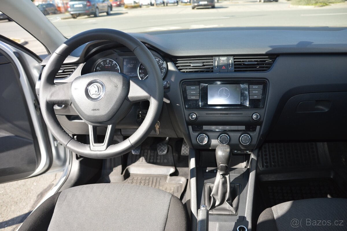 Škoda Octavia III krátká 1.8TSI 132kW 11/15 klima - 11