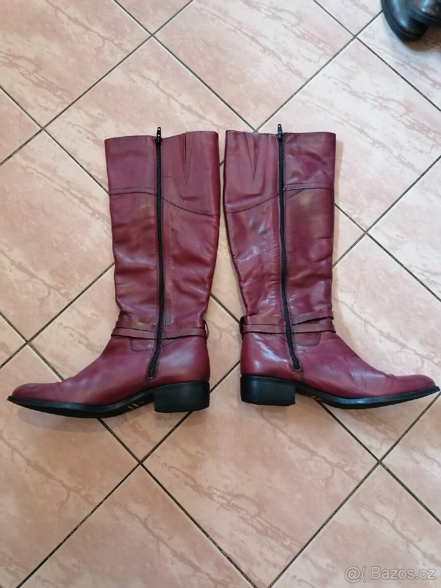 Dámské, kožené kozačky vel. 40 - 11