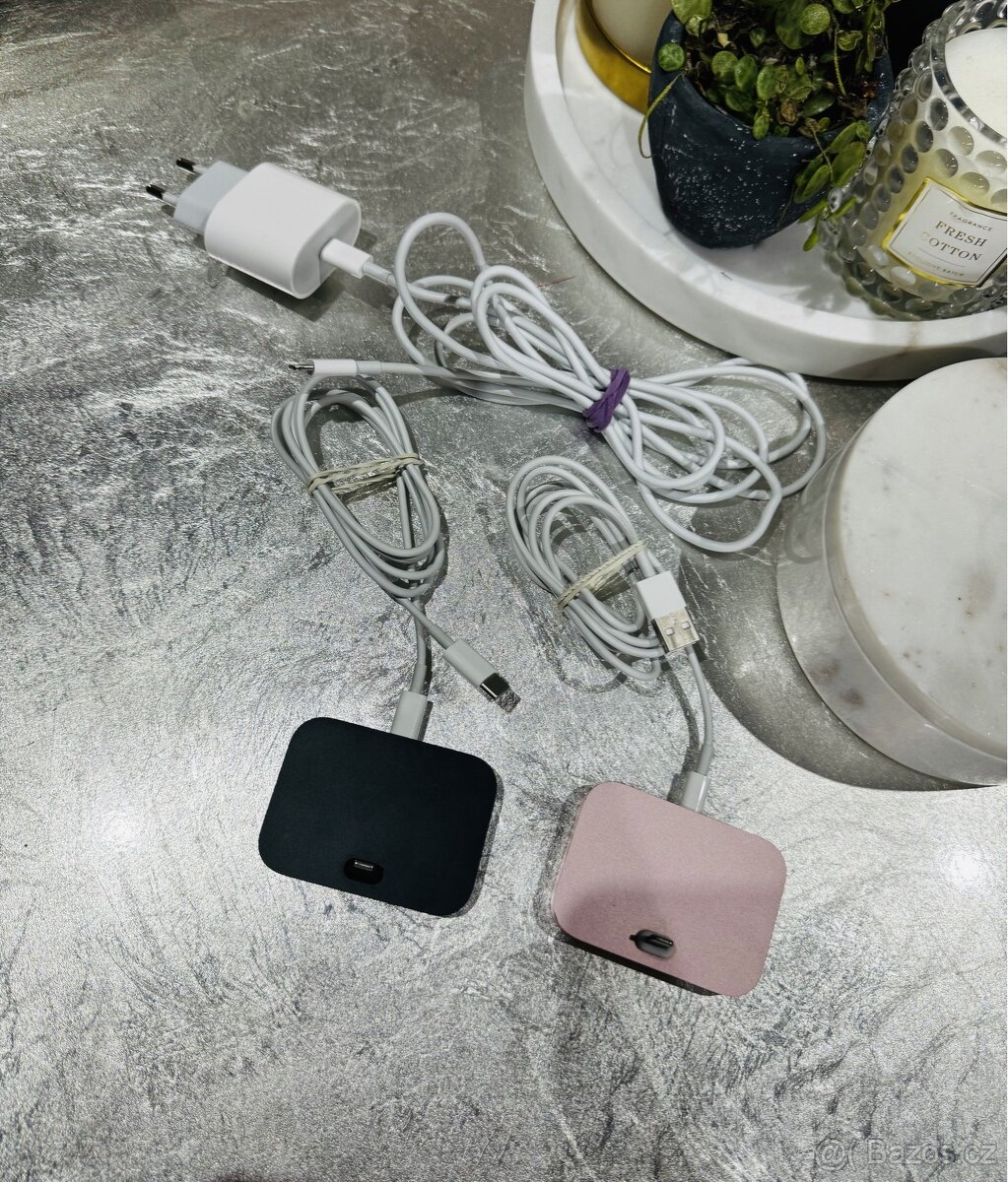 stojánky/nabijecky na apple iPhone - 11