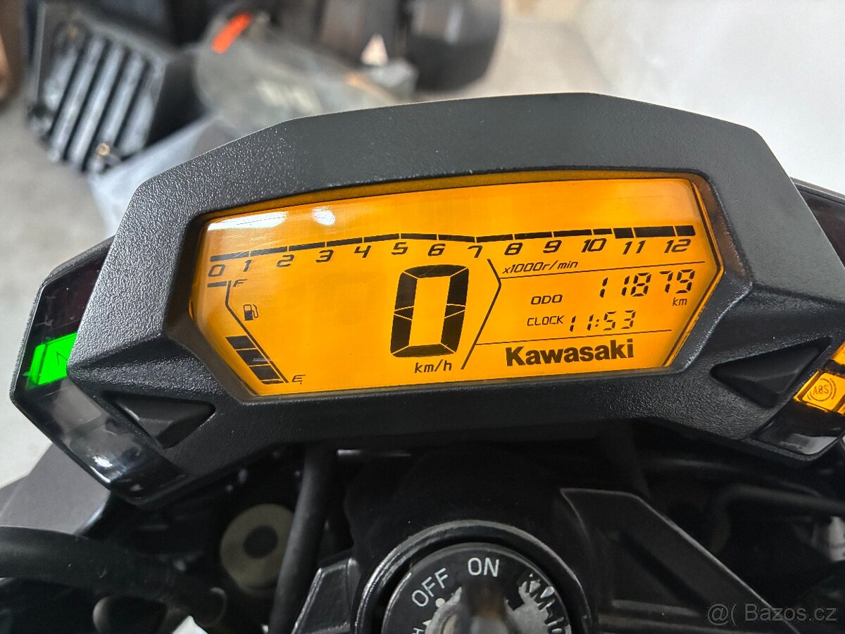 Kawasaki Z125 ABS - 11