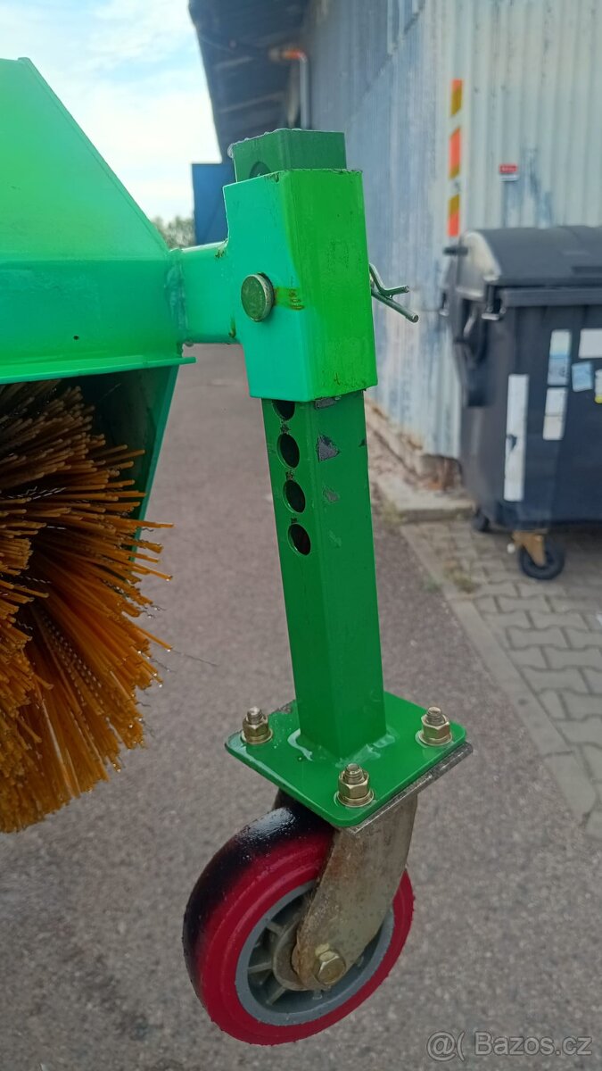 Zametací kartáč - 11