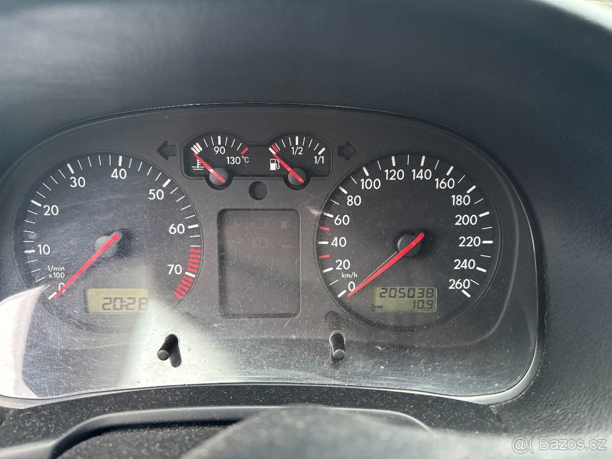 Volkswagen Golf IV 1.6 SR 74kw - 11