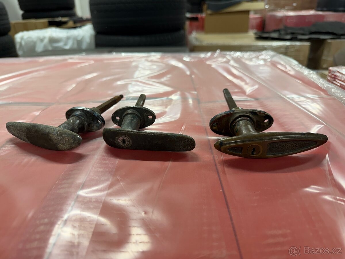 Tatra 11 a 12 dily - 11