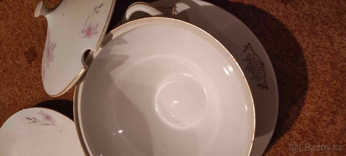 Porcelánový jídelní set - 11