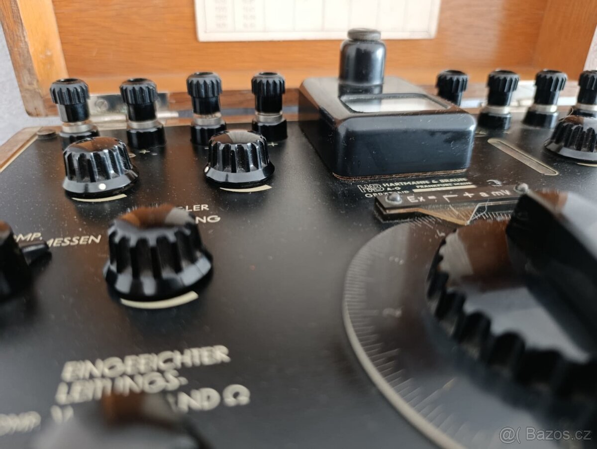 Starý vzhledově velice zachovalý německý přístroj - 11