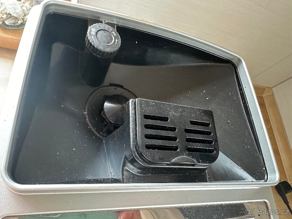 Plnoautomatický kávovar DeLonghi ECAM 23.120 - 11