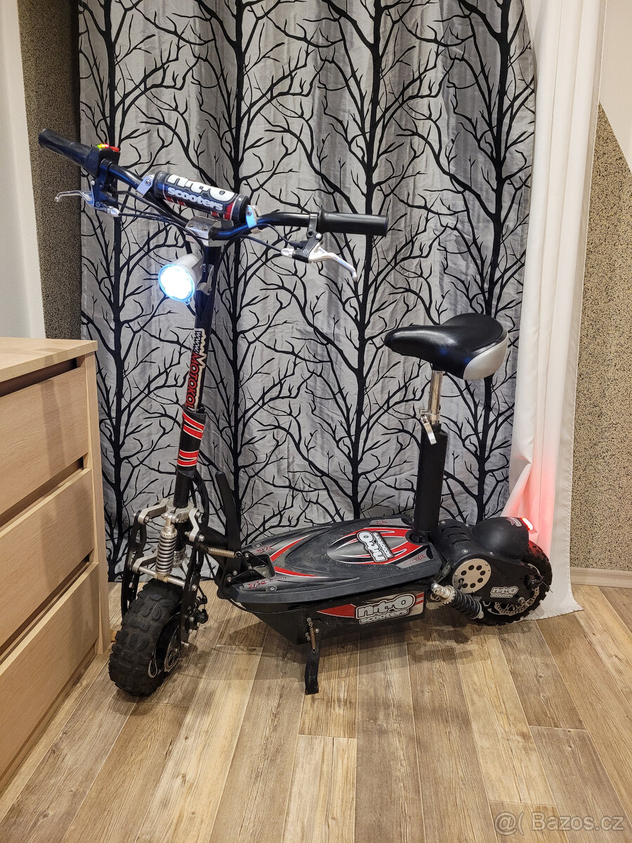 Elektrokoloběžka - 11