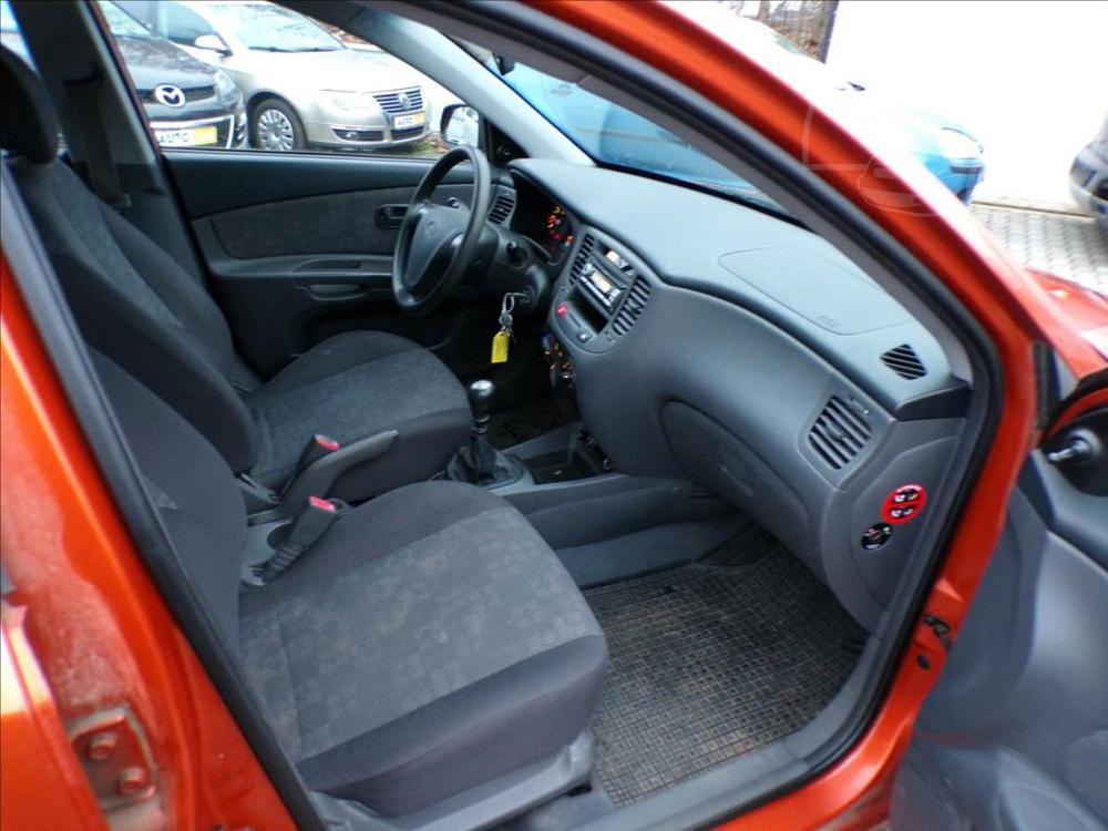 Kia Rio 1,4 16V - 11