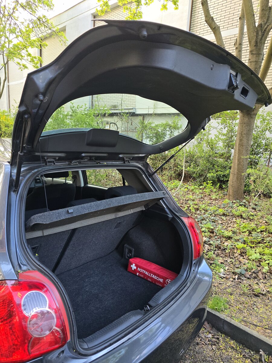 Toyota Auris - 11