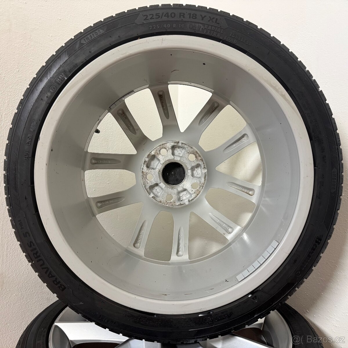 ŠKODA GEMINI OCTAVIA III 5x112 R18 ET51+LETNÍ 225/40R18 7mm - 11