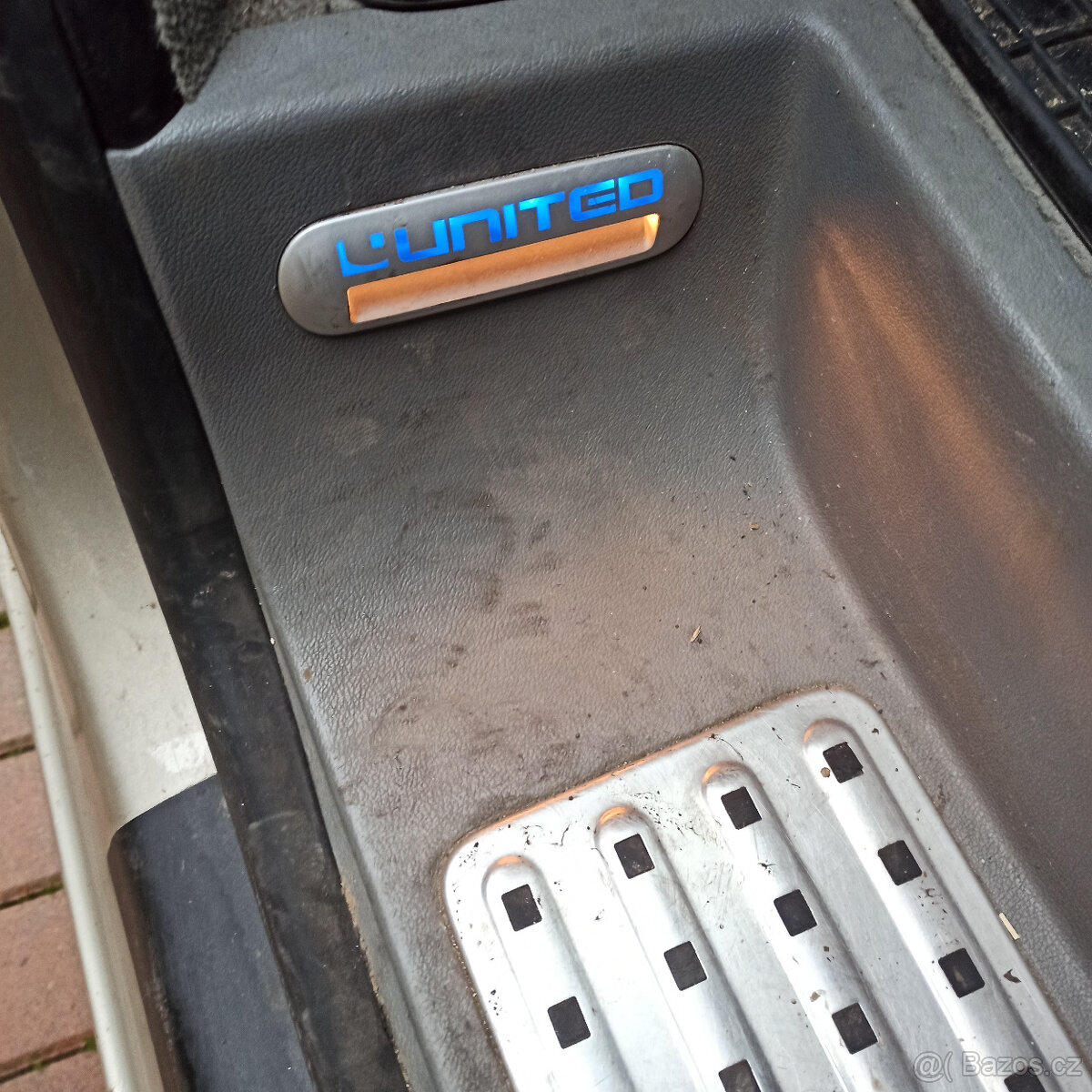 VW transportér multivan T5 2,5 TDI 128 KW původ ČR - 11