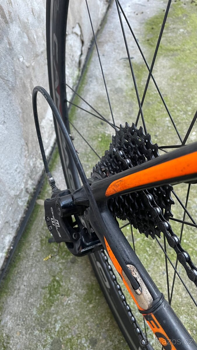 Celokarbonové silniční kolo Fondriest - 11