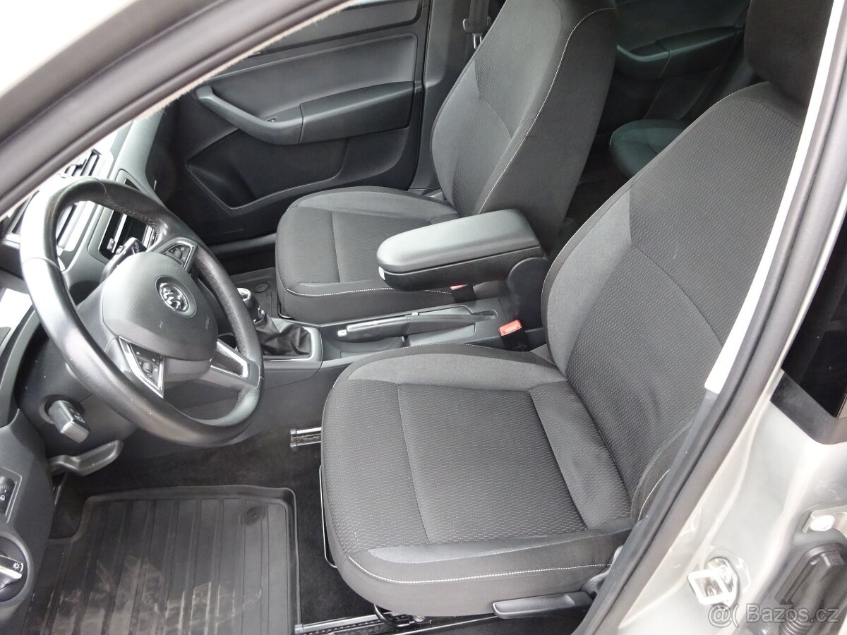 Škoda Rapid 1.2 TSI r.v.2014 2.Maj.el.serviska ČR - 11