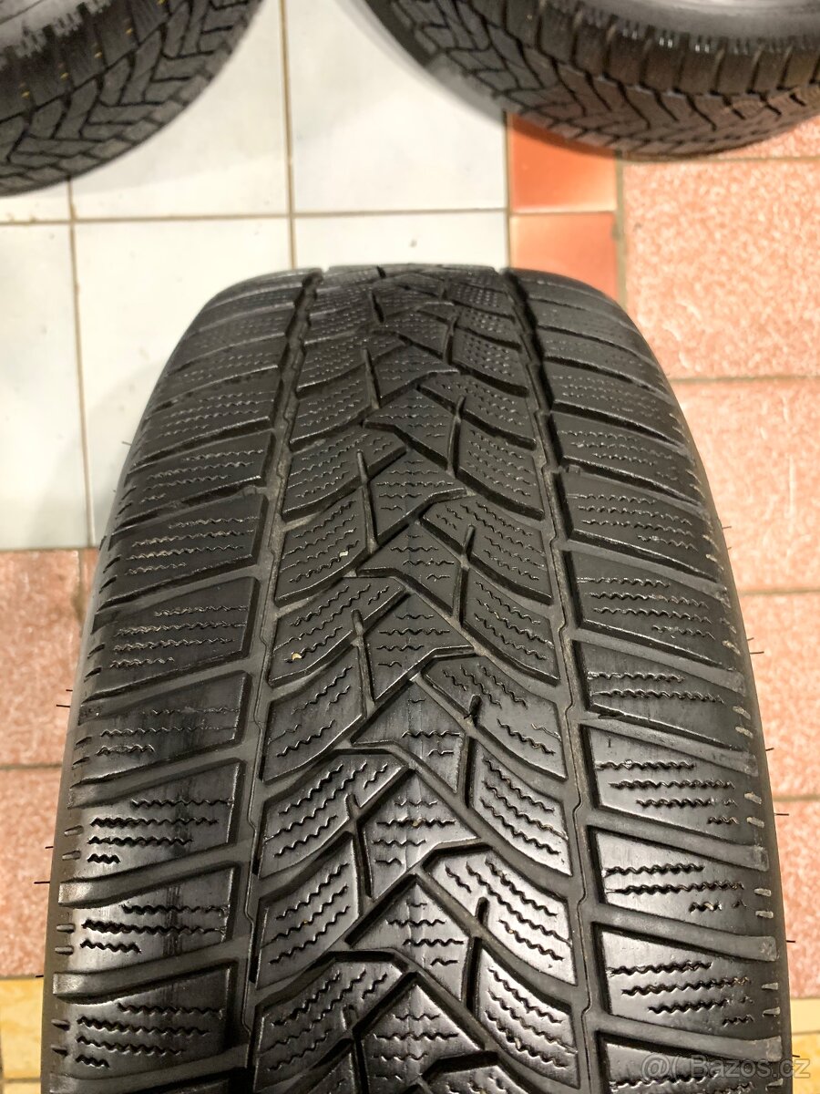 Alu kola Škoda R16 5X112 ZIMNÍ PNEU 205/55 R16 7mm - 11