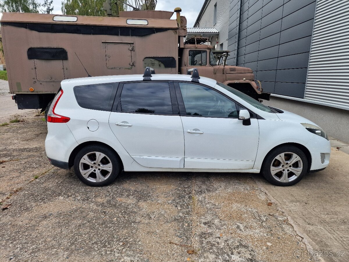 RENAULT SCENIC 3 DCi 1,5 81 kW - 11