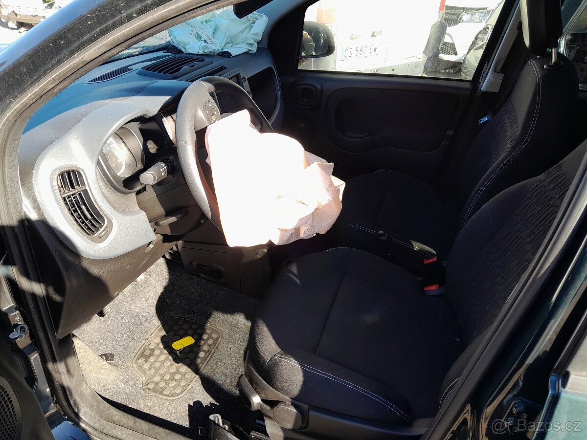 Fiat Panda CROSS 1,0 Hybrid - 11