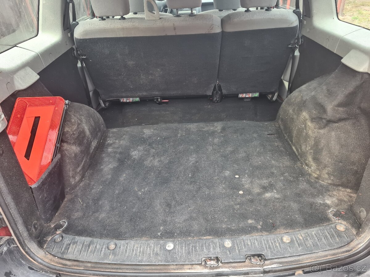 Nová STK.Dacia Logan Combi 1.4 LPG najeto 180tis - [ - 11