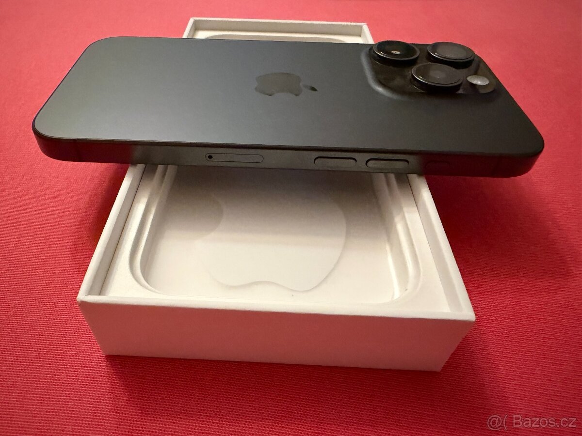 iPhone 15 Pro 256 Gb black titanium,krabice,kryt,sklo..Top - 11