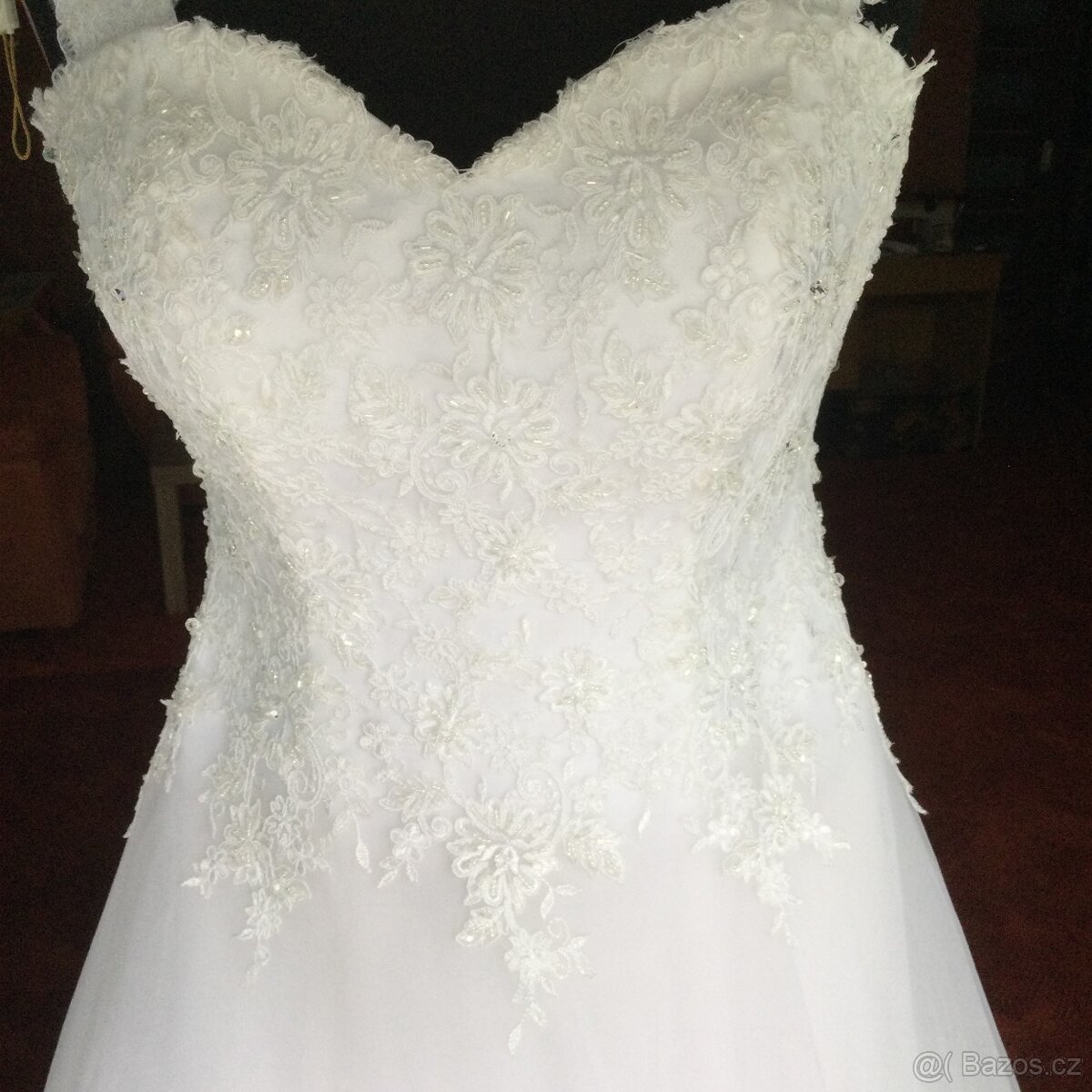 Vyprodej - Svatebni saty - 11