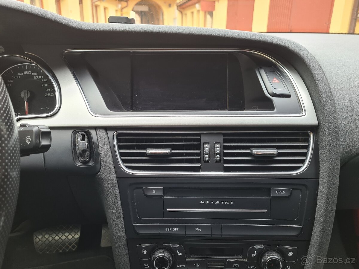 AUDI A5 2.7 TDi - 11