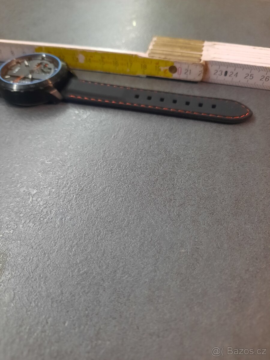 Pánské hodinky Timex, NOVÉ - 11