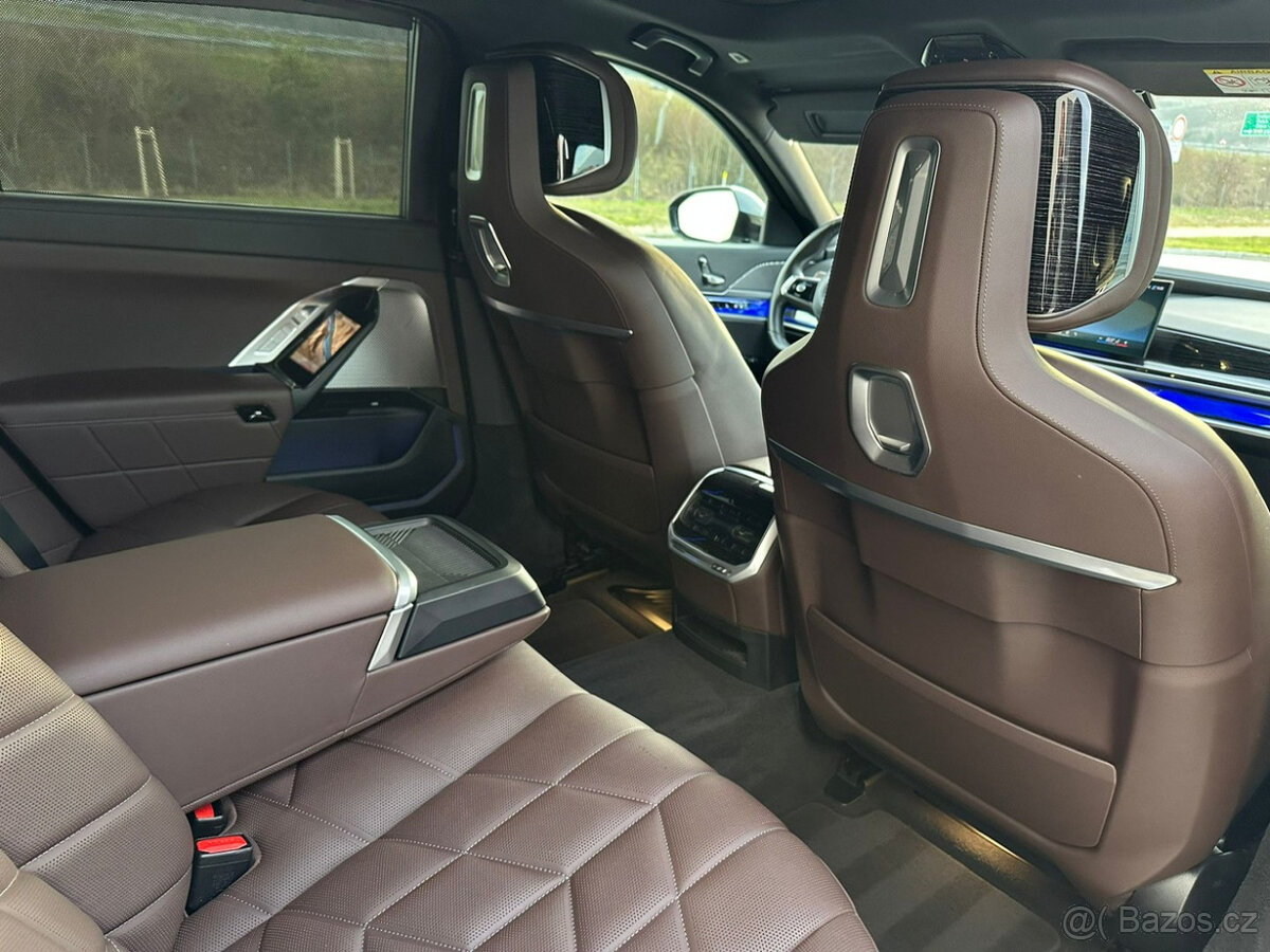 BMW Rad 7 740d mHEV xDrive A/T - 11