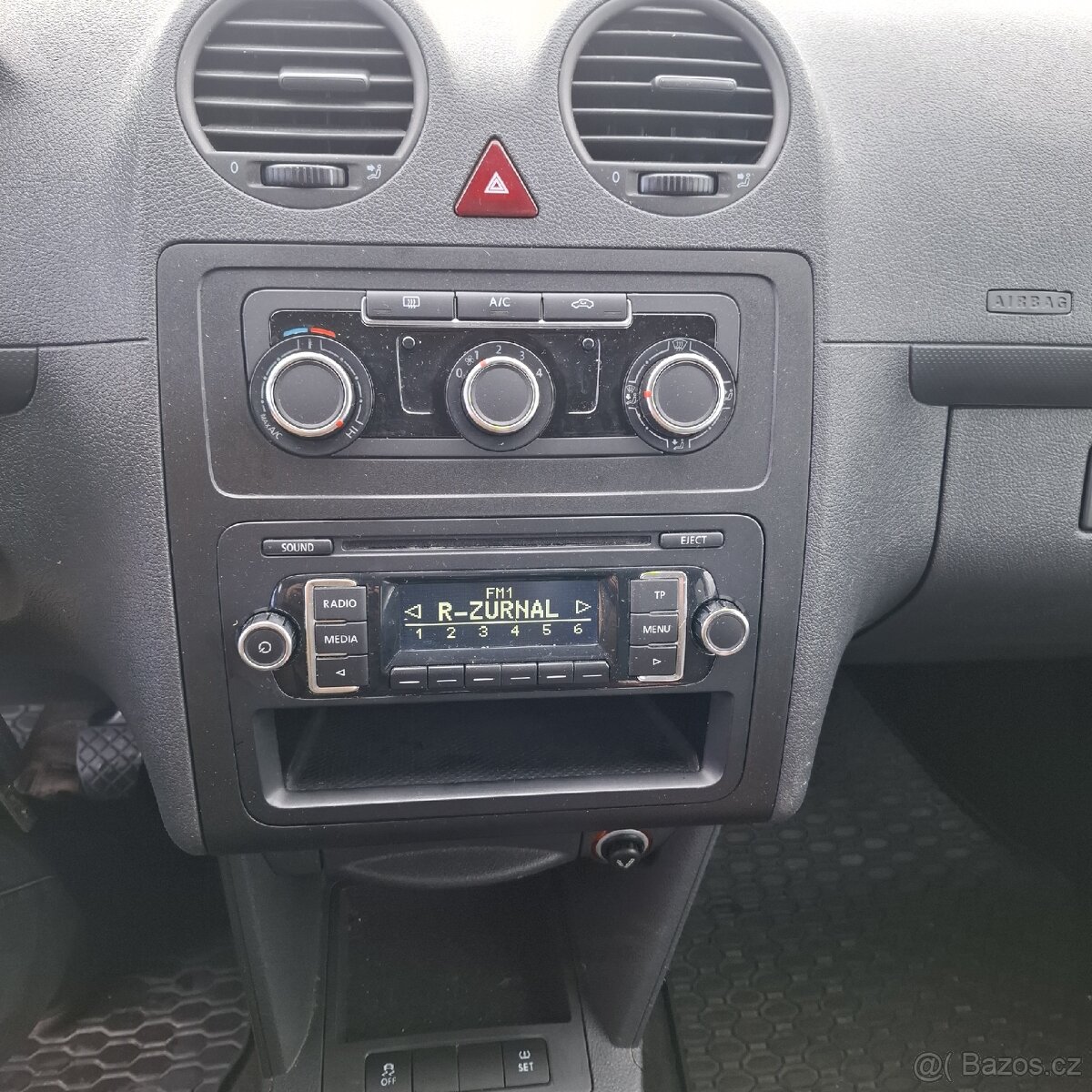 Vw caddy 1.2tsi 77kw r.v.2014 - 11