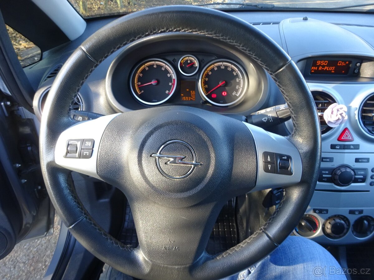 Opel Corsa 1.2i r.v.2011 (63 kw) Koupeno v ČR - 11