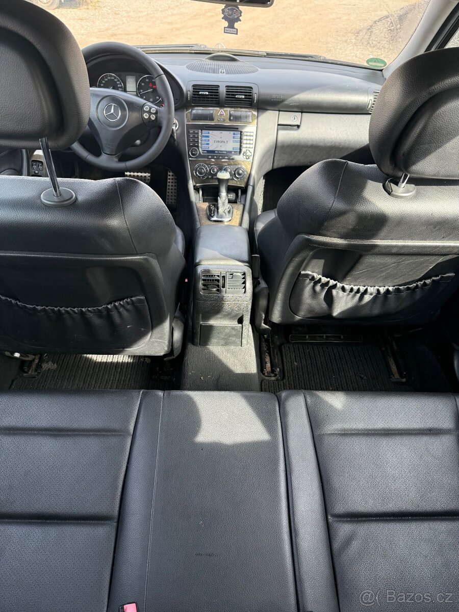 Mercedes C 280 w203 v6 - 11