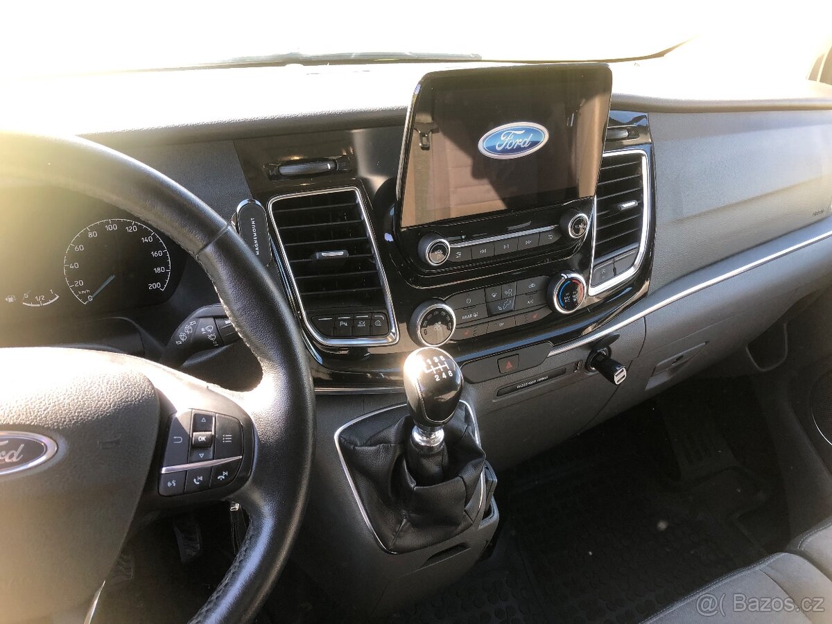 Ford Tourneo Custom 136kw 2020,105tis,dph - 11