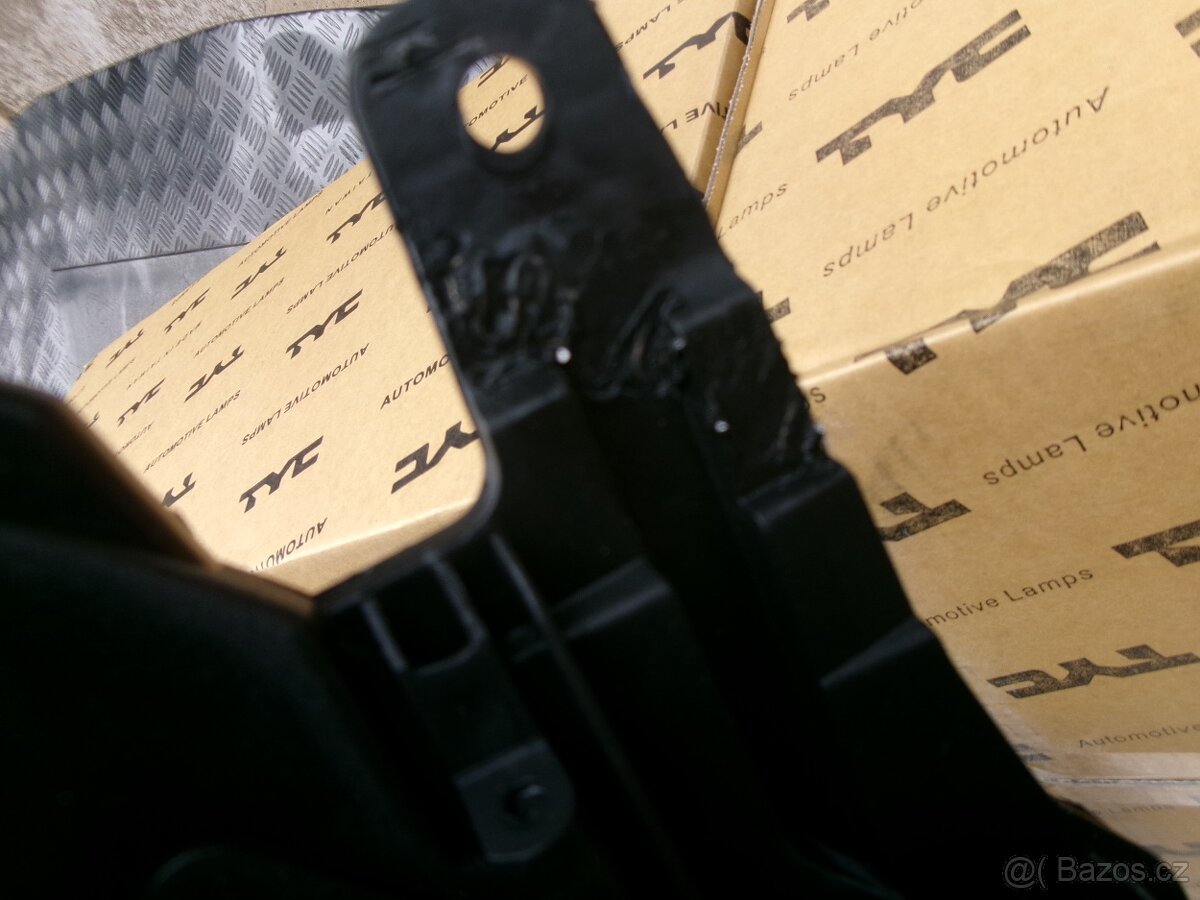 Opel ASTRA H , 2005-2007 - Přední světla - 11