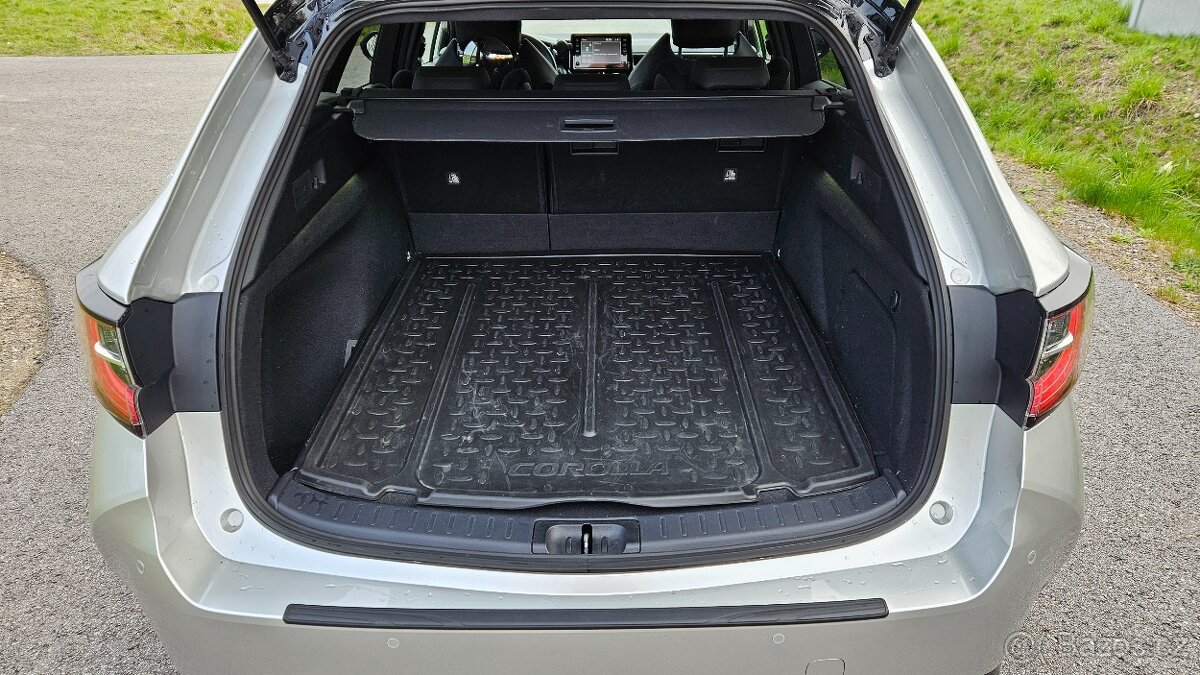 Toyota Corolla TS 2.0 GR-Sport - 11