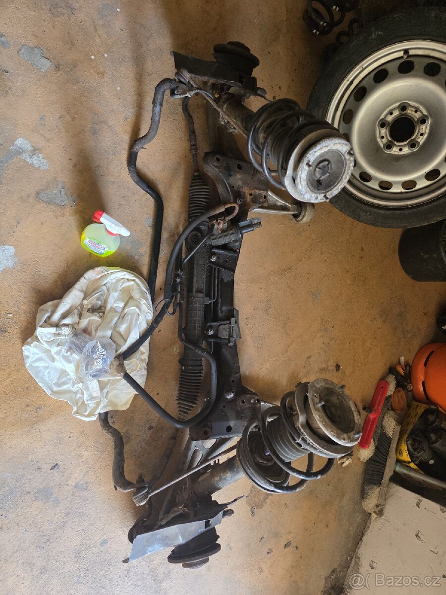 BMW E46 nápravy,ramena,těhlice,pružiny apod - 11