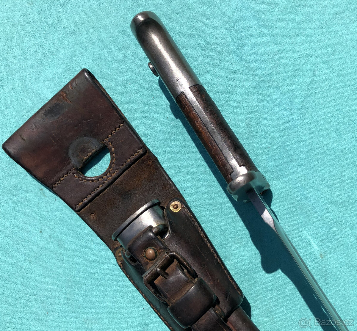 Švýcarský bodák M1914 s pilou - 11