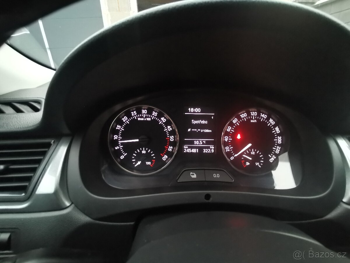 Škoda Rapid 1.6 Tdi 77kw - 11