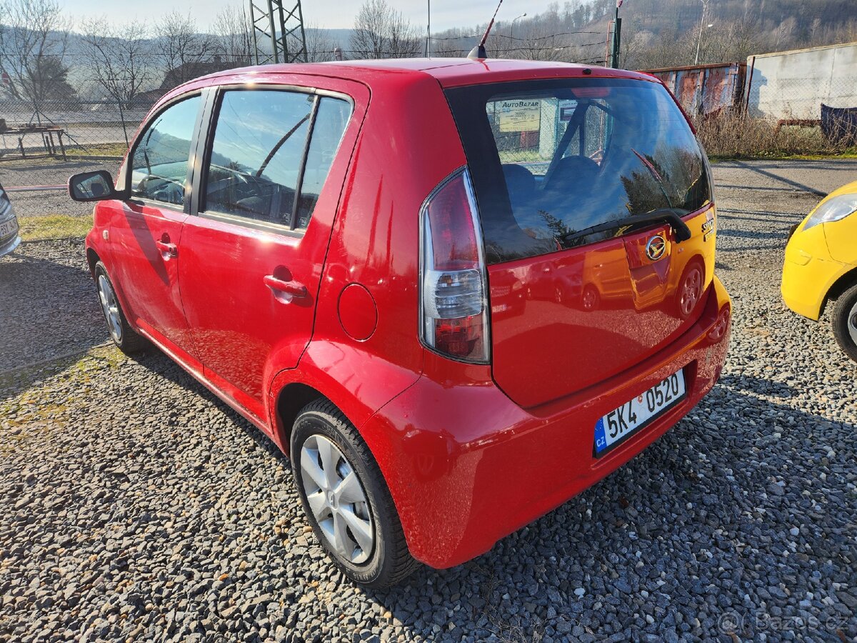 Daihatsu Sirion 1.0i 51 kW - 11