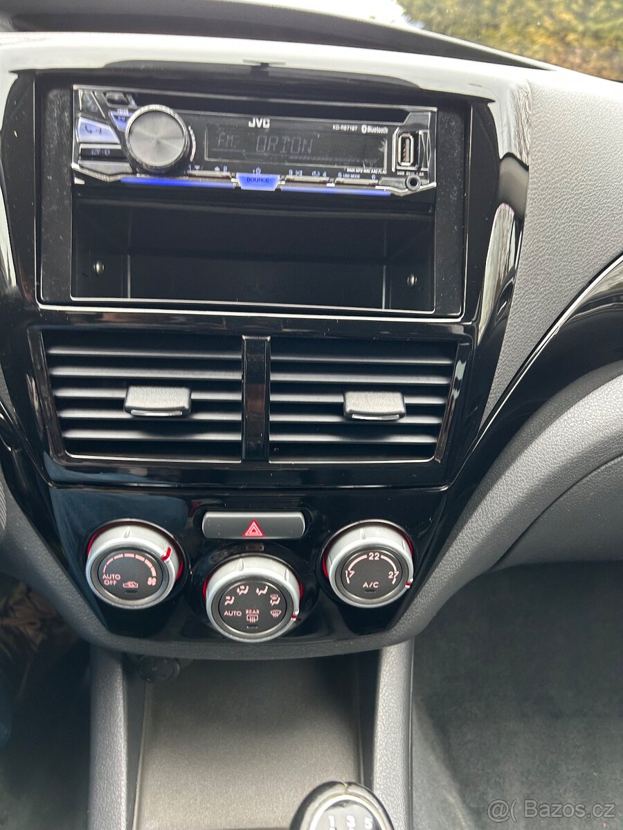 Subaru Impreza 2.5T WRX - 11