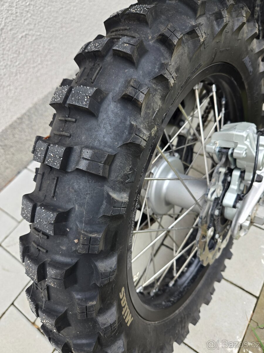 Husqvarna 701 enduro 2024 - 11